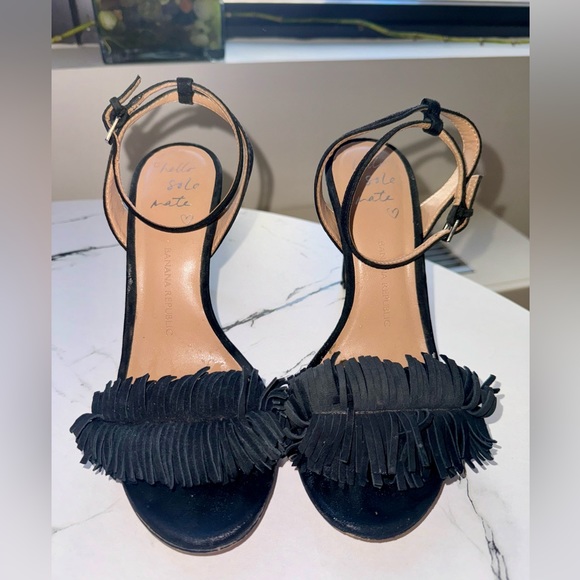 BANANA REPUBLIC Honey Fringe Sandal Black Size 6.5. - Picture 3 of 7